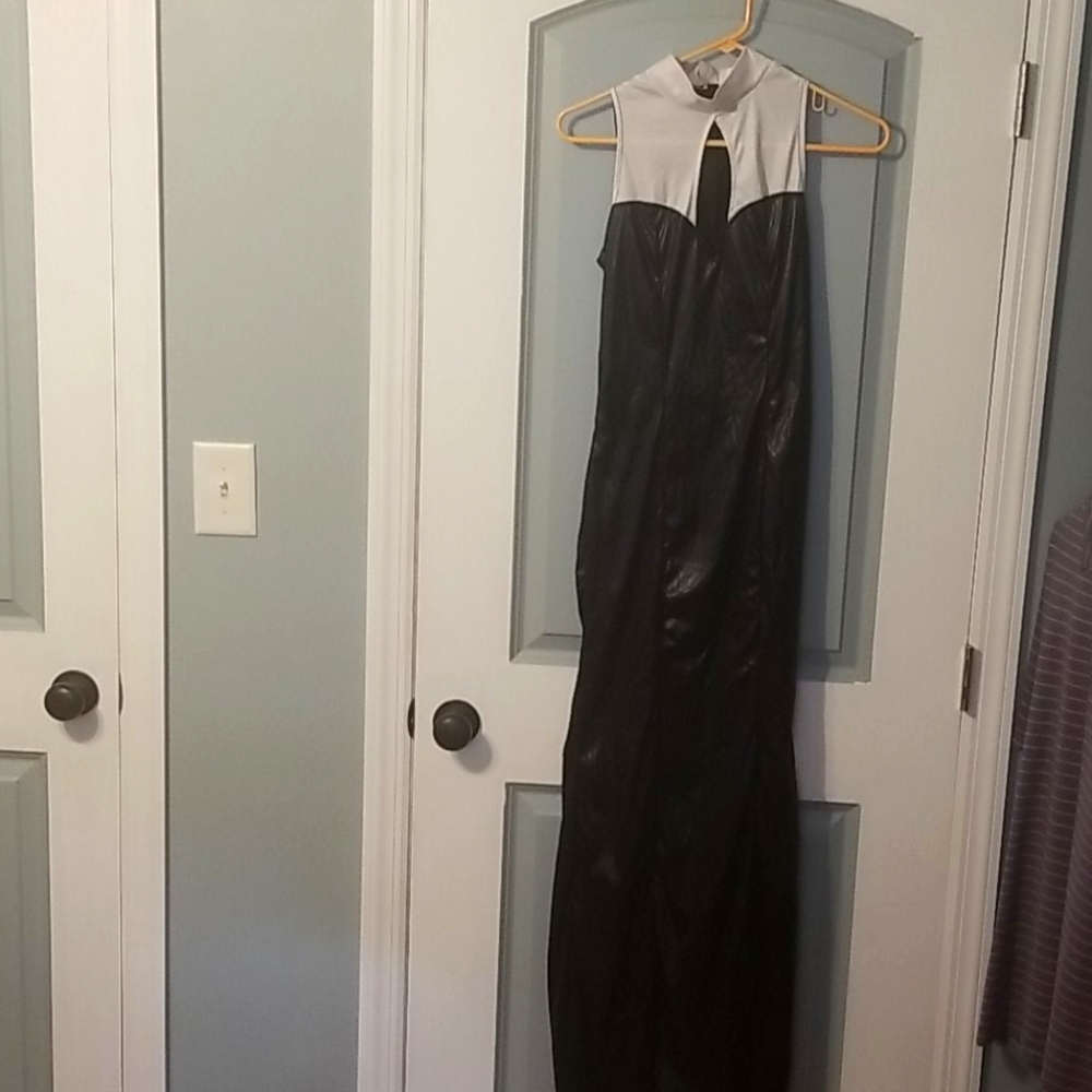 Nun costume